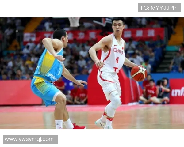 男篮红队与乌克兰激烈对抗赛引发热议球迷热情高涨